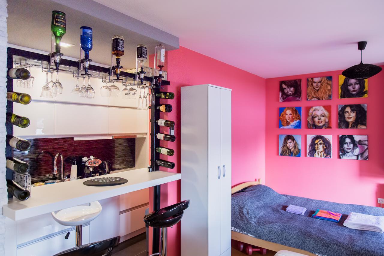 Apartman U Srcu Grada ソンボル エクステリア 写真