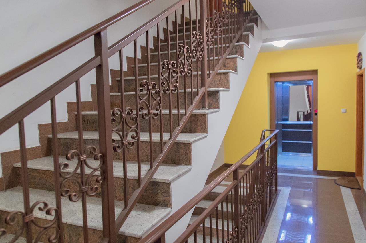 Apartman U Srcu Grada ソンボル エクステリア 写真